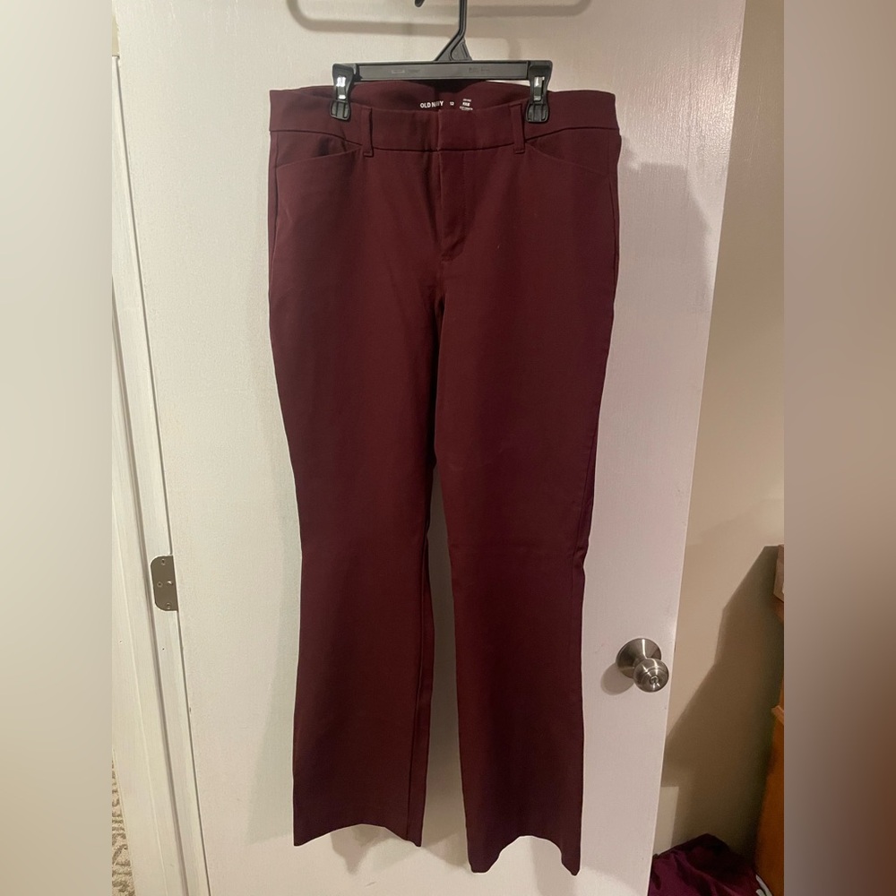 Old Navy High-Rise Pixie Pants in Deep Red
